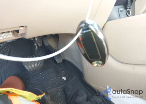 2014 Nissan Rogue Sv z USA, uszkodzony, nr VIN 5N1AT2MT8EC867854